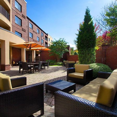 Courtyard Блэксберг Экстерьер фото